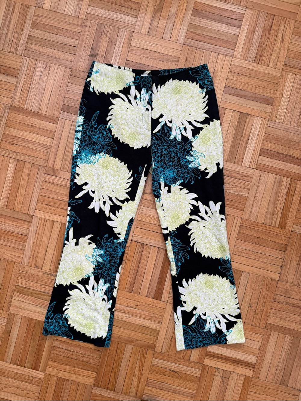 Vintage Caché Beaded Floral Cropped Capri Pants - Black-Yellow-Teal - Size 0